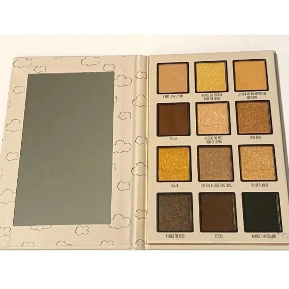 Disney Winnie The Pooh Eyeshadow Palette 12 Shades Taste Beauty New